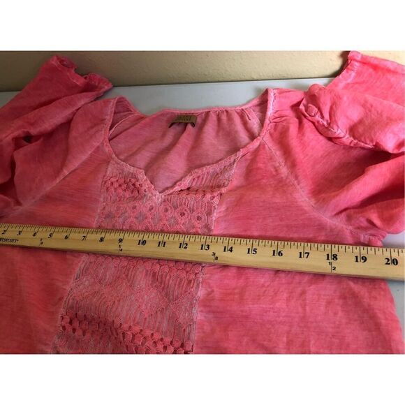 Valerie Stevens coral pink crochet front panel  blouse SZ M - Picture 9 of 12